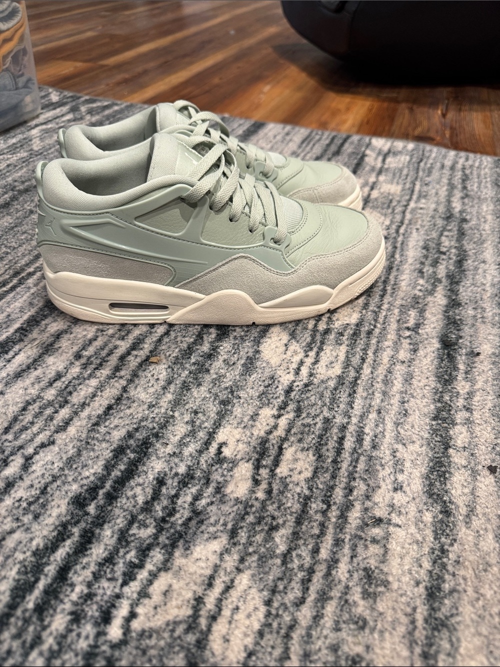 Women’s low top Nike Jordans